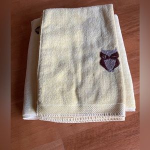Vintage yellow Martex owl towel set